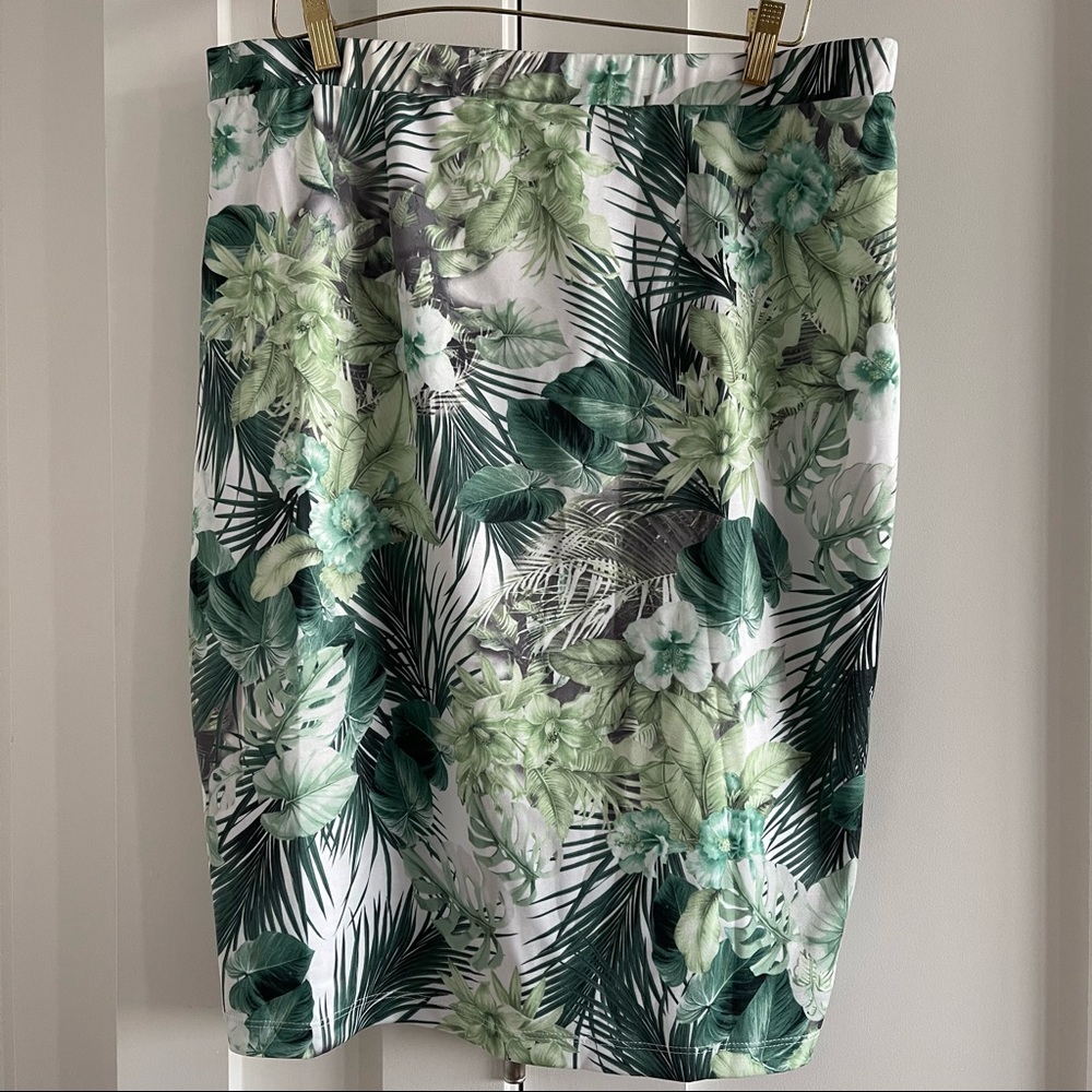Palm print body con skirt